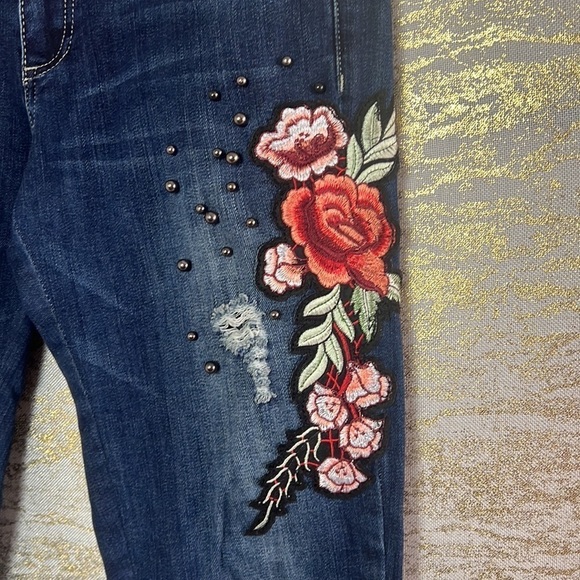 MONDAY Premium Dark Wash Embroidered/Studded Jeans Size M - Picture 5 of 12